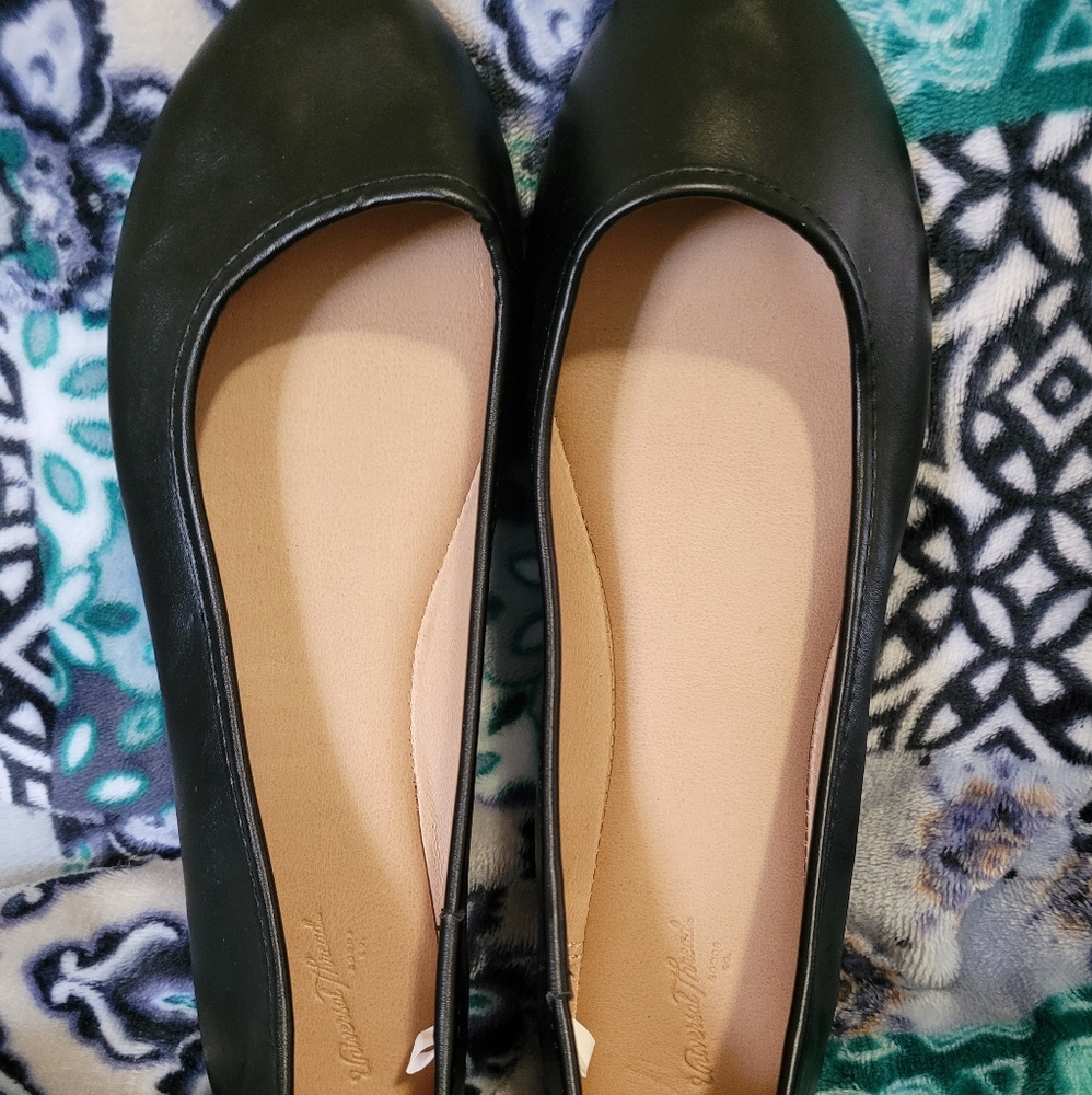 Black flats